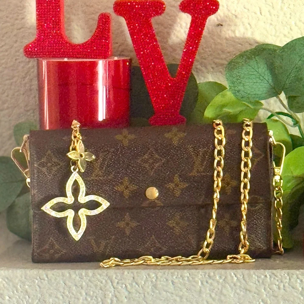 Louis Vuitton Monogram Portefeiulle Sarah Long Bifold Wallet/converted